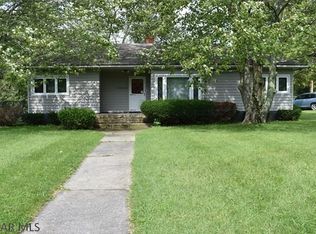 638 Harvard Ln, Altoona, PA 16602