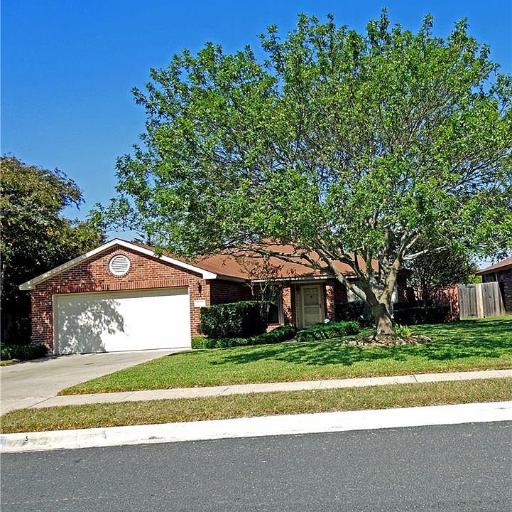 1st image of 1209 Waterford Dr