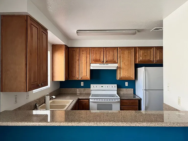 6877 Tamarus St #201 — Photo 9