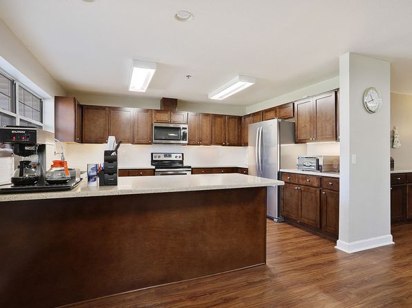 902 N High Point Rd #138