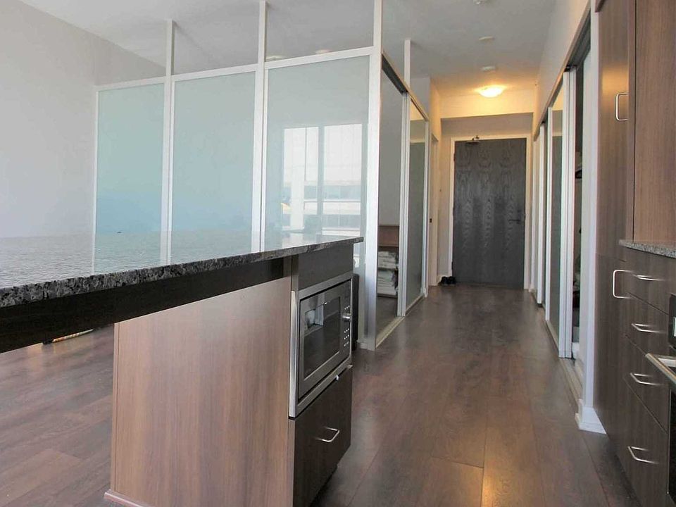 2nd image of 426 University Ave #3007