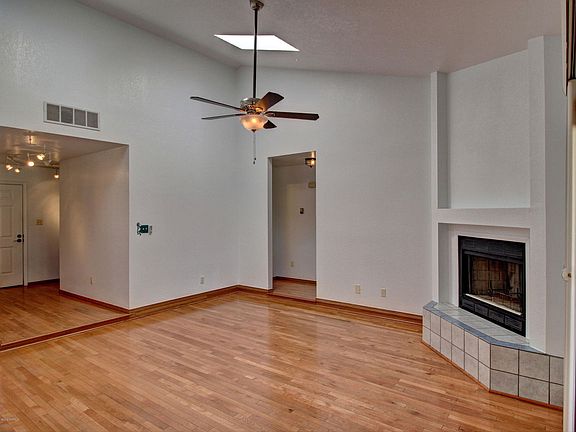 5th image of 5485 La Paloma Ct