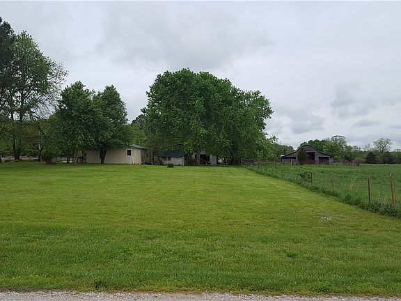 4th image of 1570 Lacy Dr