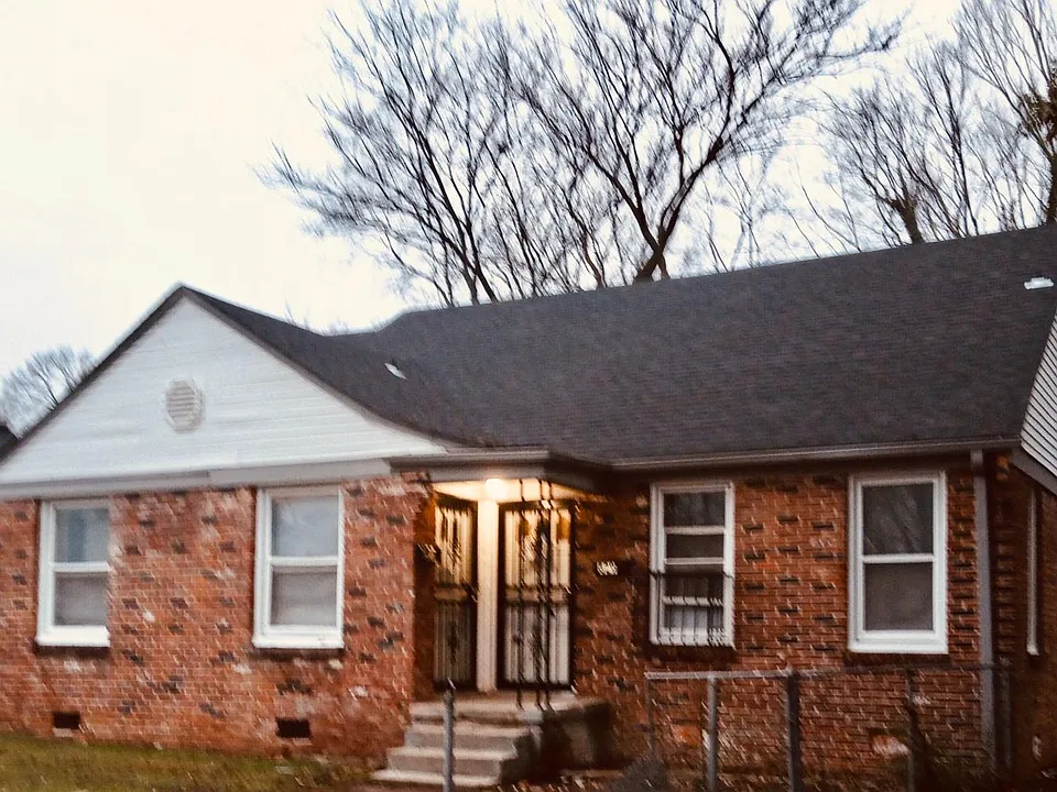 829 Biggs St #1