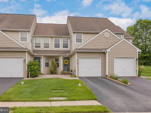 364 Gavin Dr, Coatesville, PA 19320