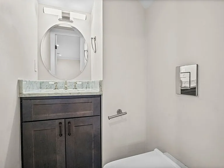 1314 Vermont Ave NW #7 — Photo 11