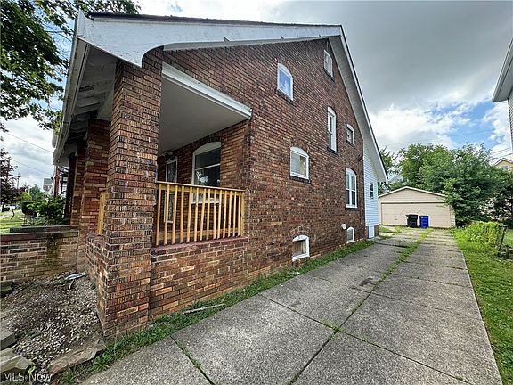 2nd image of 14116 Kingsford Ave