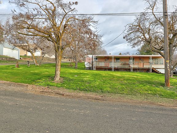 2nd image of 400 Lincoln St