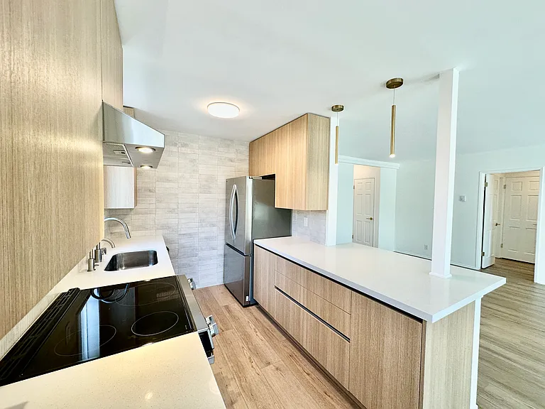 1311 California Ave #201 — Photo 14