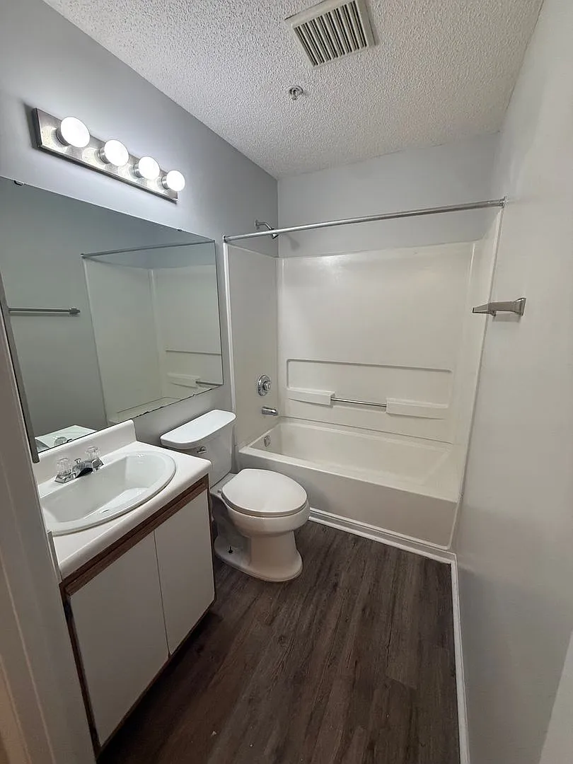 $120 Off Your First Full Month's Rent — Photo 4
