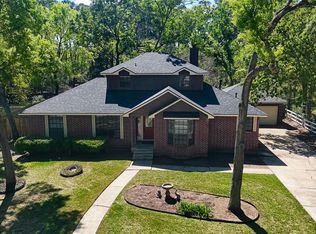 1015 Oak Leaf St, La Porte, TX 77571