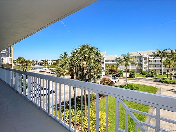 4th image of 20 NE Plantation Rd APT 205