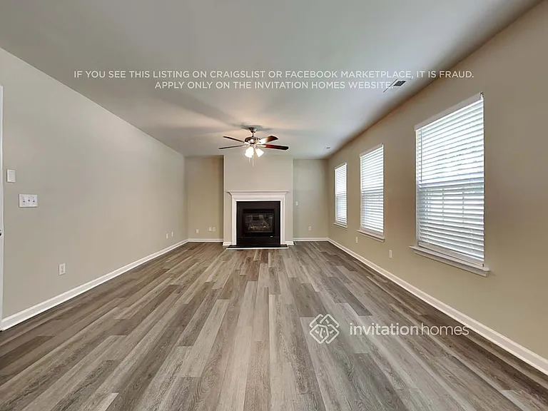 1924 Waters Trail Dr — Photo 4