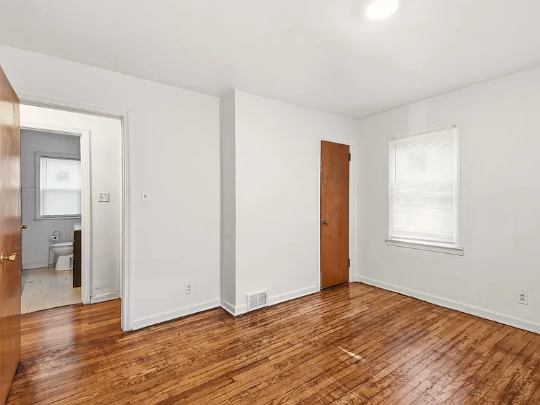 1037 Hardesty Blvd — Photo 15