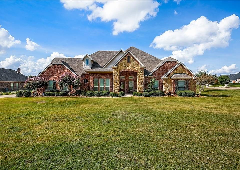 1st image of 2511 Garrett Ct