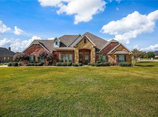 2511 Garrett Ct, Cedar Hill, TX 75104