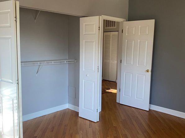 211 Custer Ave #2W