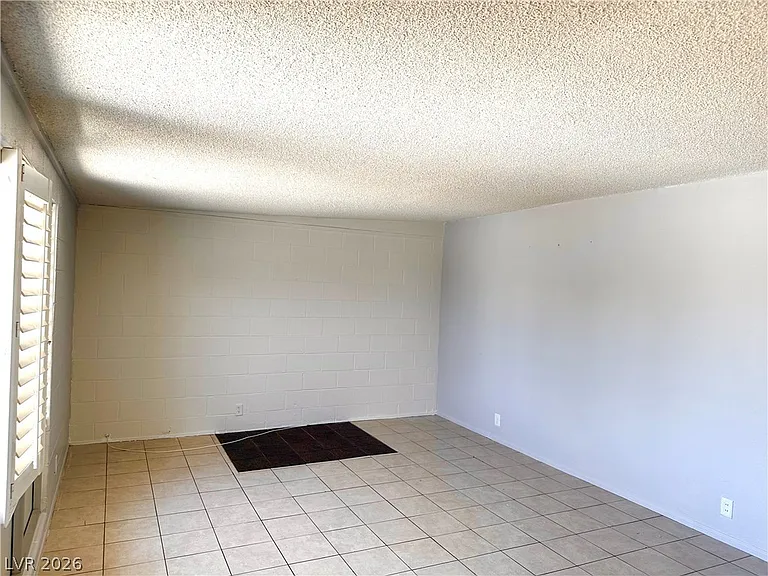 4521 Pacyna St — Photo 2
