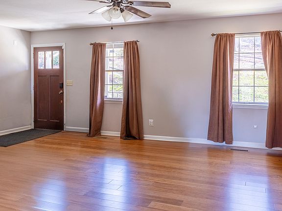 4th image of 5603 River Glade Dr