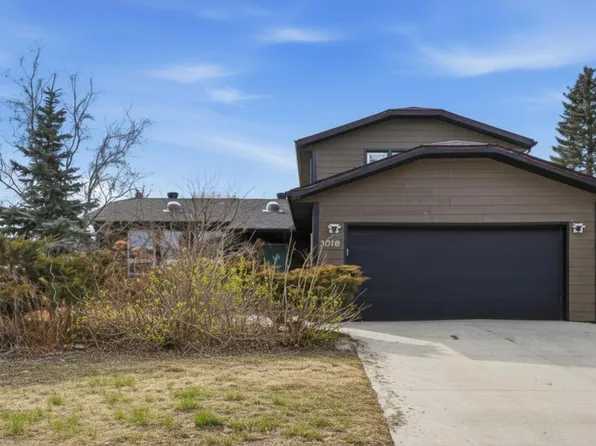 3018 110a St NW, Edmonton, AB T6J 3G1