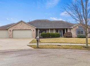 1202 E Edge Water Ct, Decatur, IN 46733