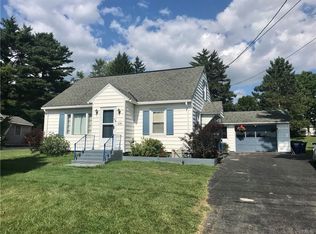 538 Hinsdale Rd, Camillus, NY 13031