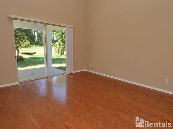 5th image of 27742 Sora Blvd