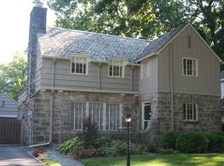 540 Wyndham Rd, Teaneck, NJ 07666