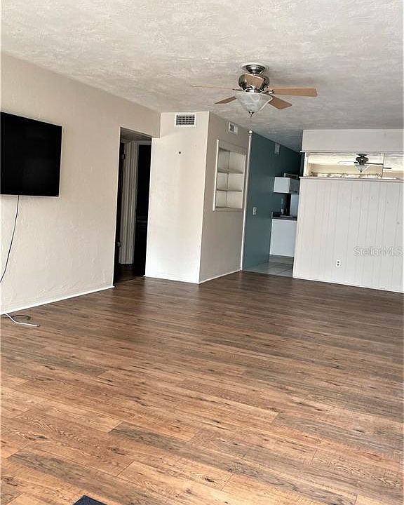 2nd image of 4153 56th St N APT 910