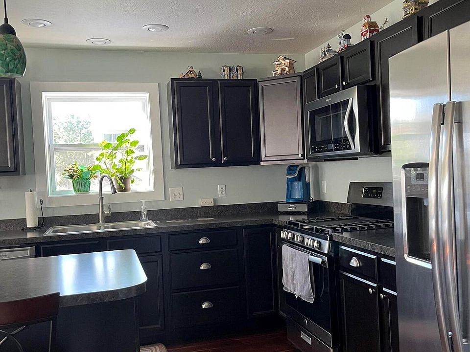 1st image of 4951 Pine Hill Dr