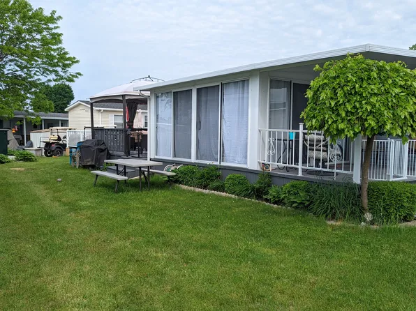 490 Empire Rd #Qvv115, Pt Colborne, ON L0S 1R0