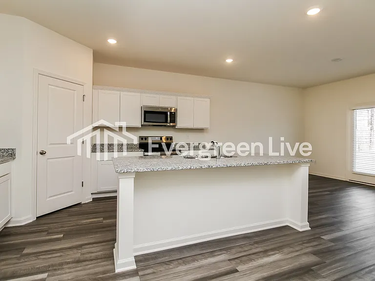 504 Otway Loop — Photo 5