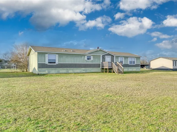 6349 Standing Rock Rd, Bryan, TX 77808