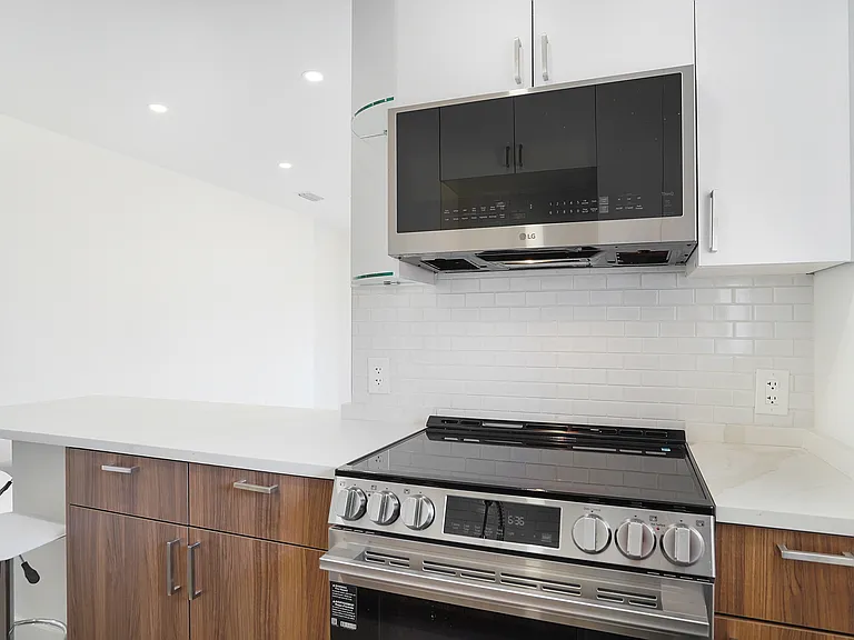 1119 W Las Olas Blvd #4 — Photo 7