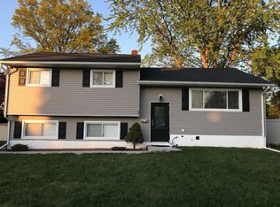 5 Elmwood Ter, Edison, NJ 08817