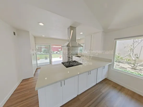 7341 Elmhurst Pl, Goleta, CA 93117