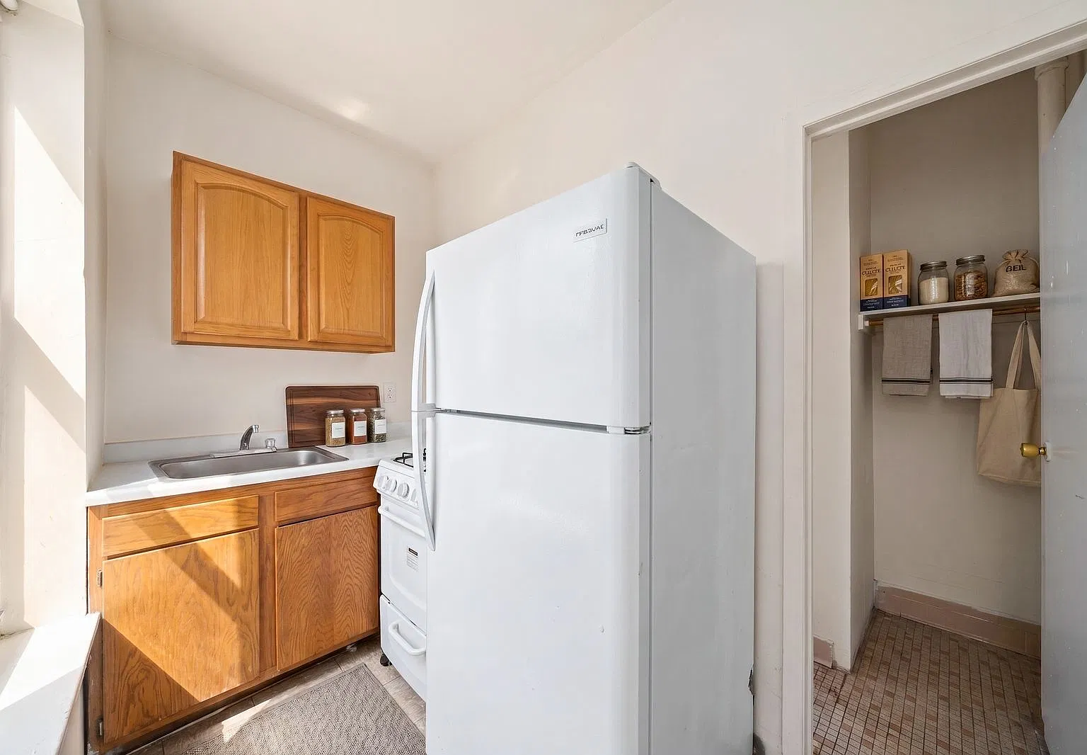 363 Edgecombe Avenue — Photo 2