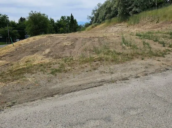 Wayne Dr, Payette, ID 83661