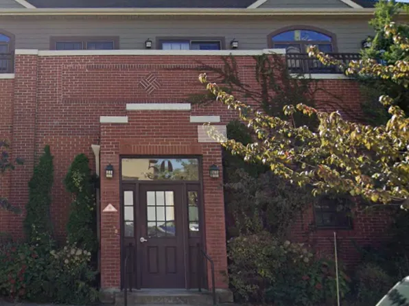 50-51 Oak St #104, Bayonne, NJ 07002