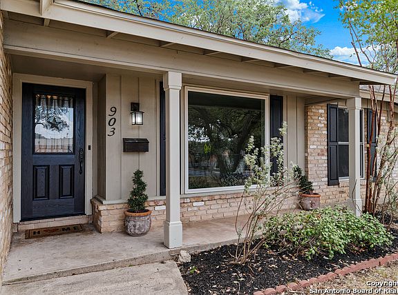 2nd image of 903 Mount Perkins