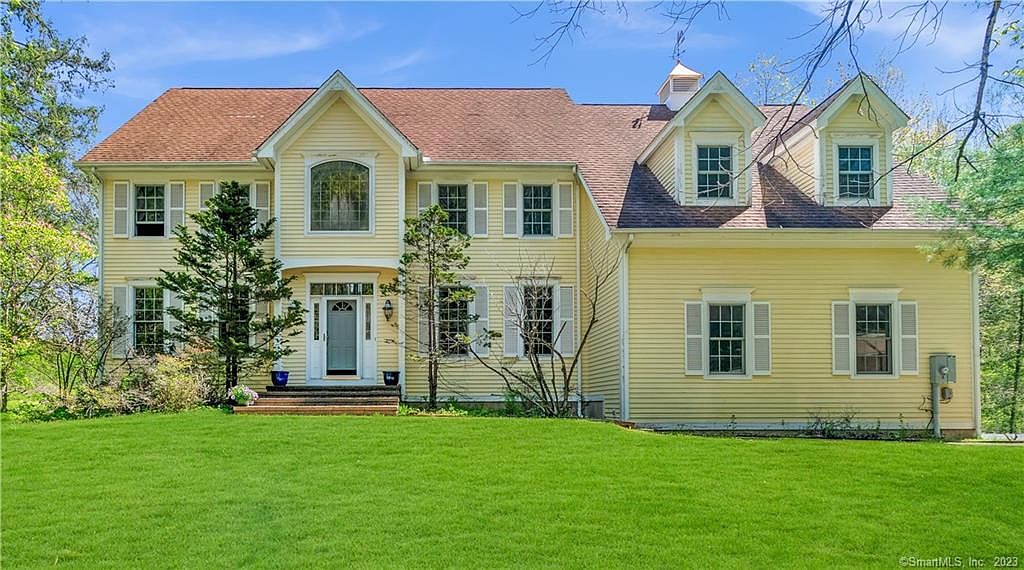 2 Meadow Rdg, Avon, CT 06001 Zillow