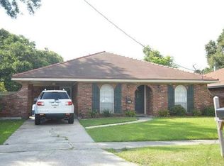 140 Valerie St, New Orleans, LA 70123
