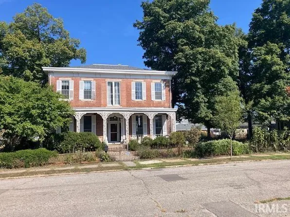 506 N 3rd St, Vincennes, IN 47591