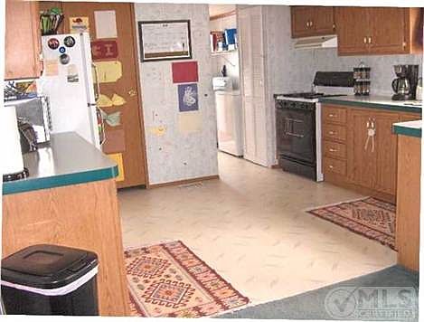 4th image of 315 6th St