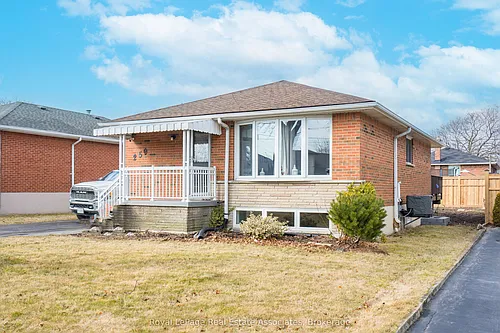 259 Fernwood Cres Photo 1