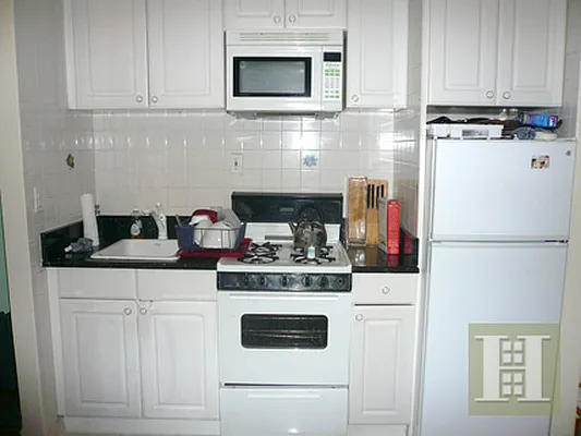 Rented by Halstead Real Estate | media 10