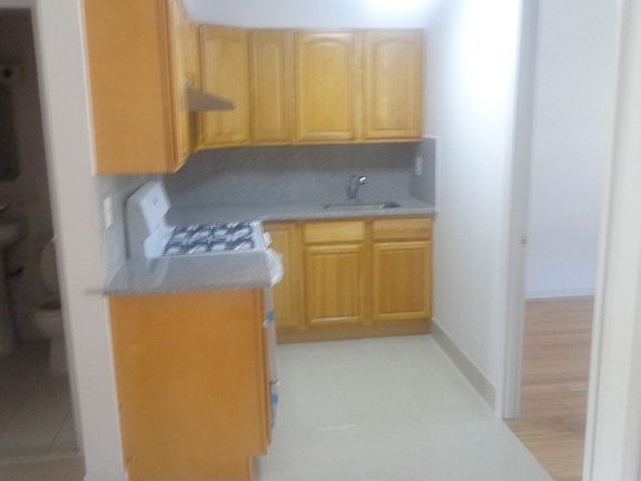 bathroom / kitchen