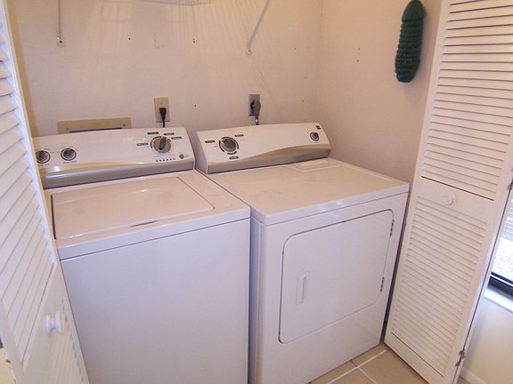 3rd image of 5415 11th Street Cir E