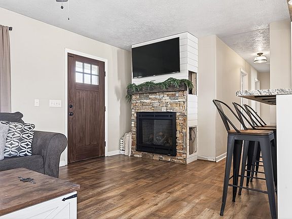 4th image of 2015 Old Cookeville Rd