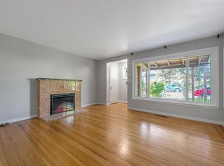 103 Sleeper Ave, Mountain View, CA 94040